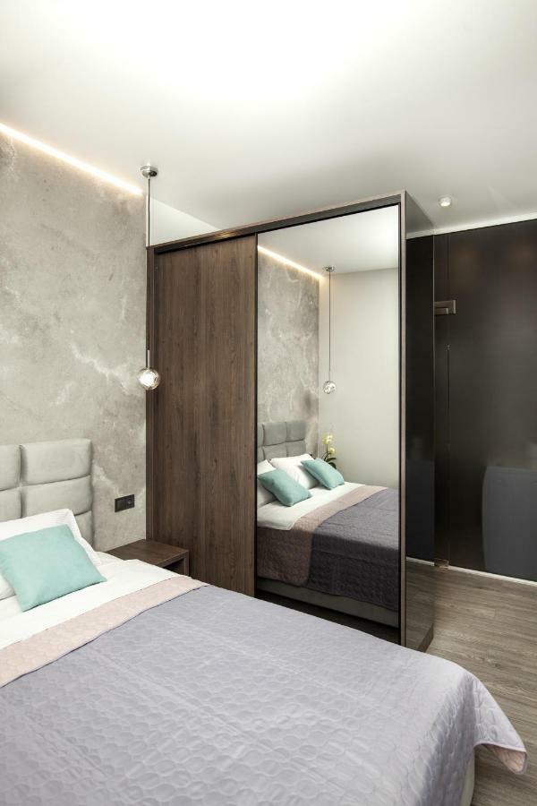 Odss Suites Odesa Exterior photo